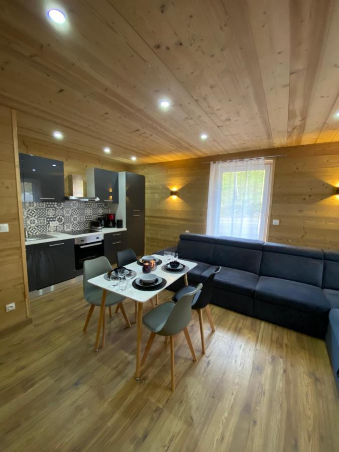 Les Chalets Bambi & Jacuzzi Privatif 라브레세 외부 사진