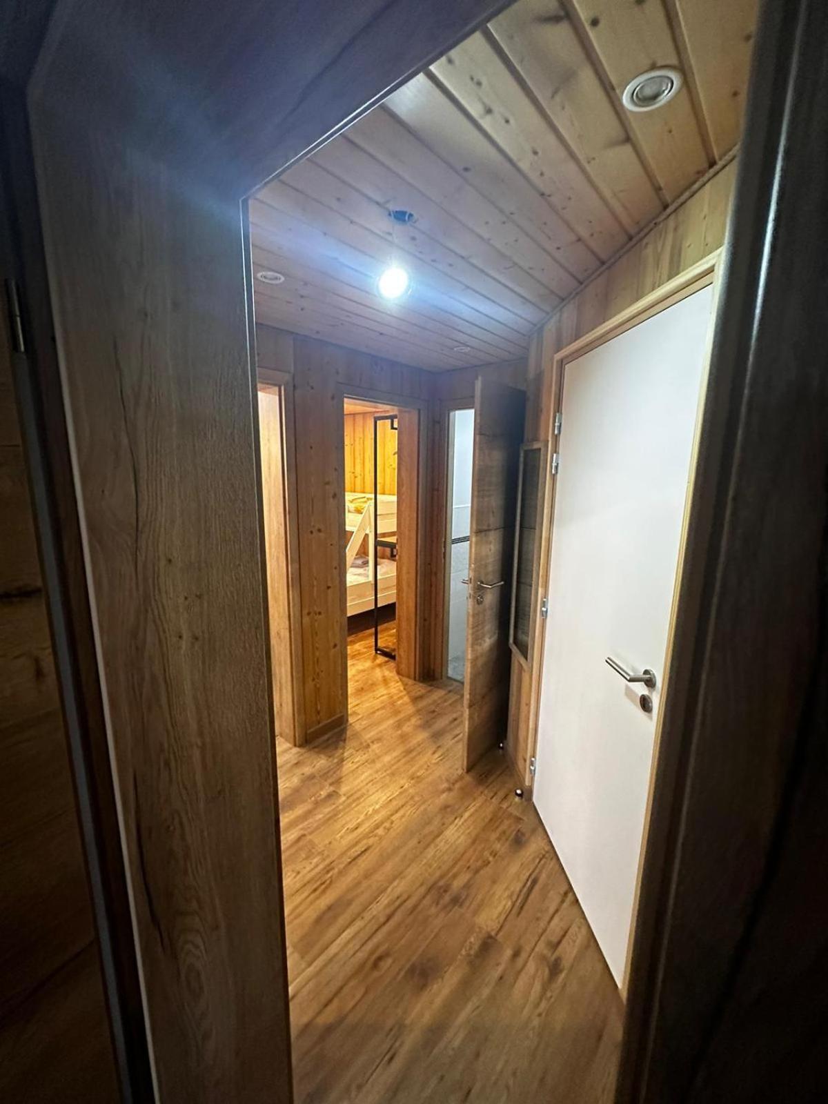 Les Chalets Bambi & Jacuzzi Privatif 라브레세 객실 사진