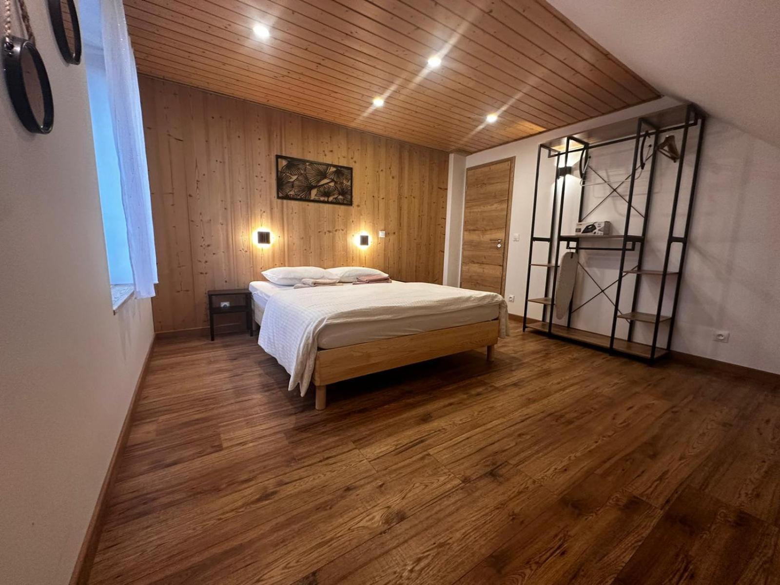 Les Chalets Bambi & Jacuzzi Privatif 라브레세 객실 사진