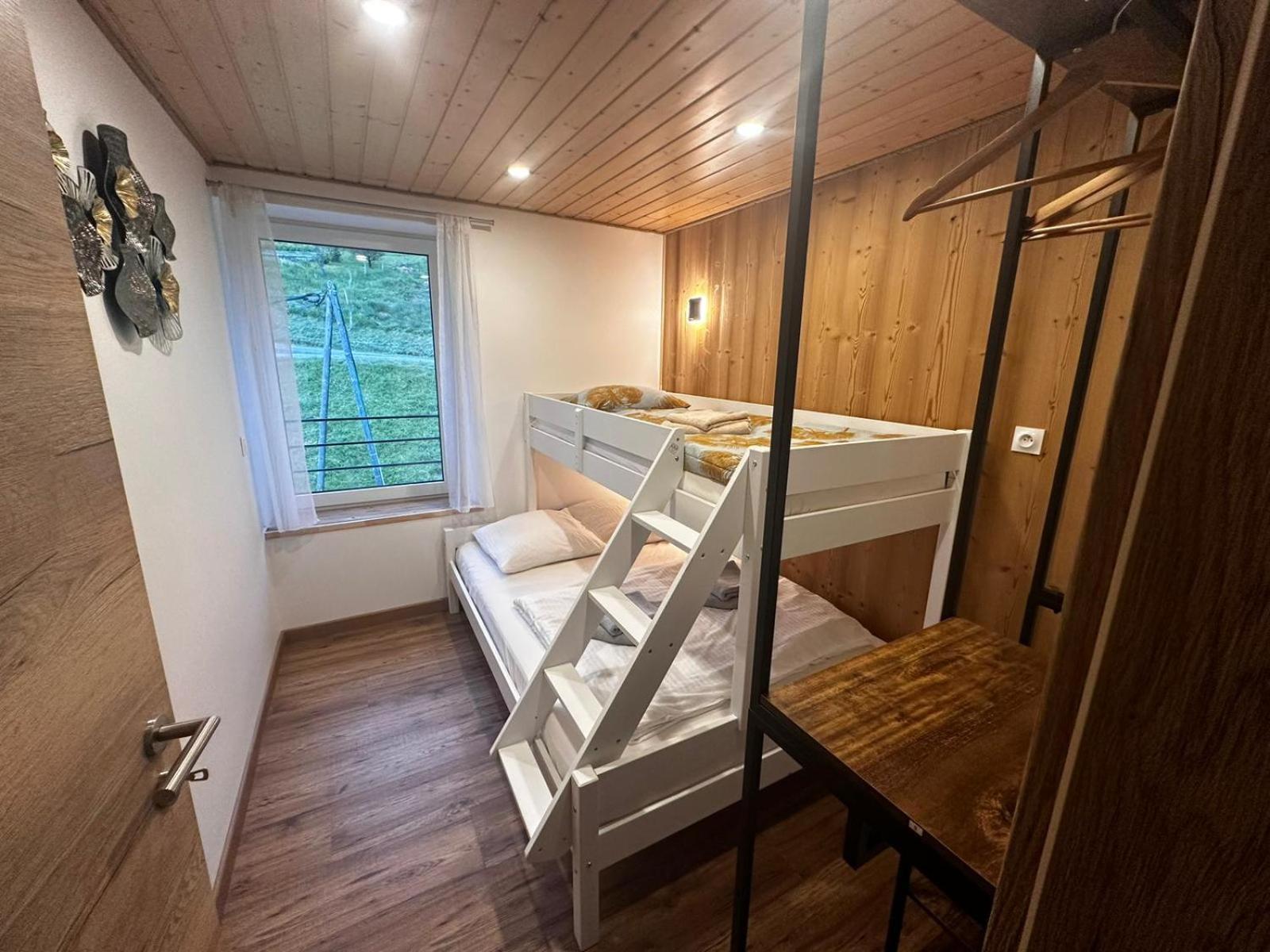 Les Chalets Bambi & Jacuzzi Privatif 라브레세 객실 사진