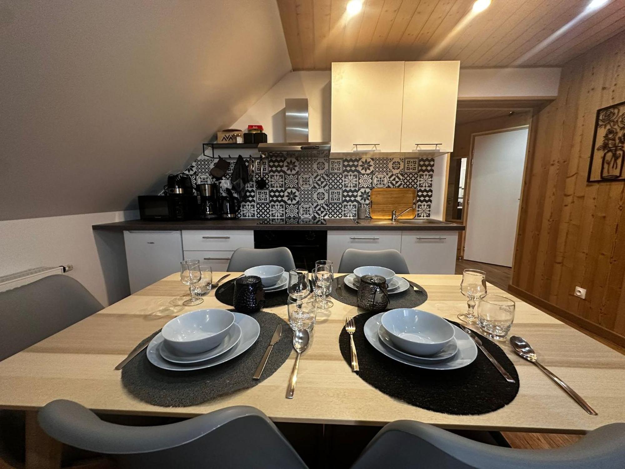 Les Chalets Bambi & Jacuzzi Privatif 라브레세 외부 사진